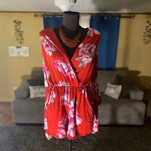 A cute red flower rumper